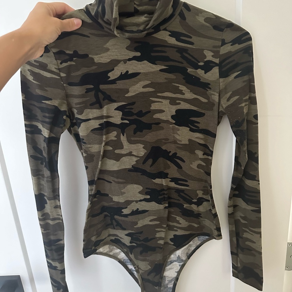 CAMO BODYSUIT